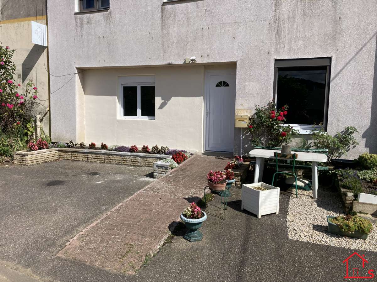 Appartement F4 avec jardin MOIVRONS *