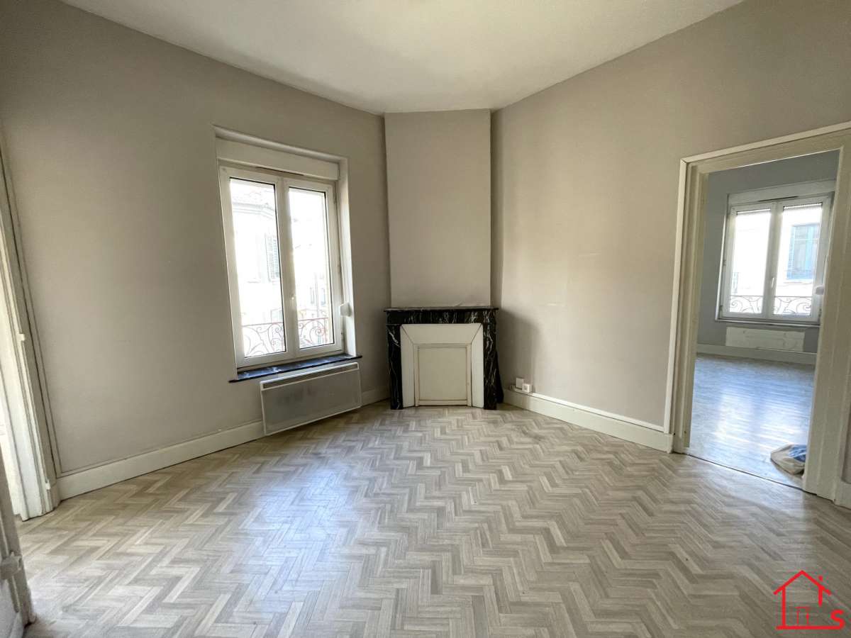 Appartement F2 proche Pépinière à NANCY