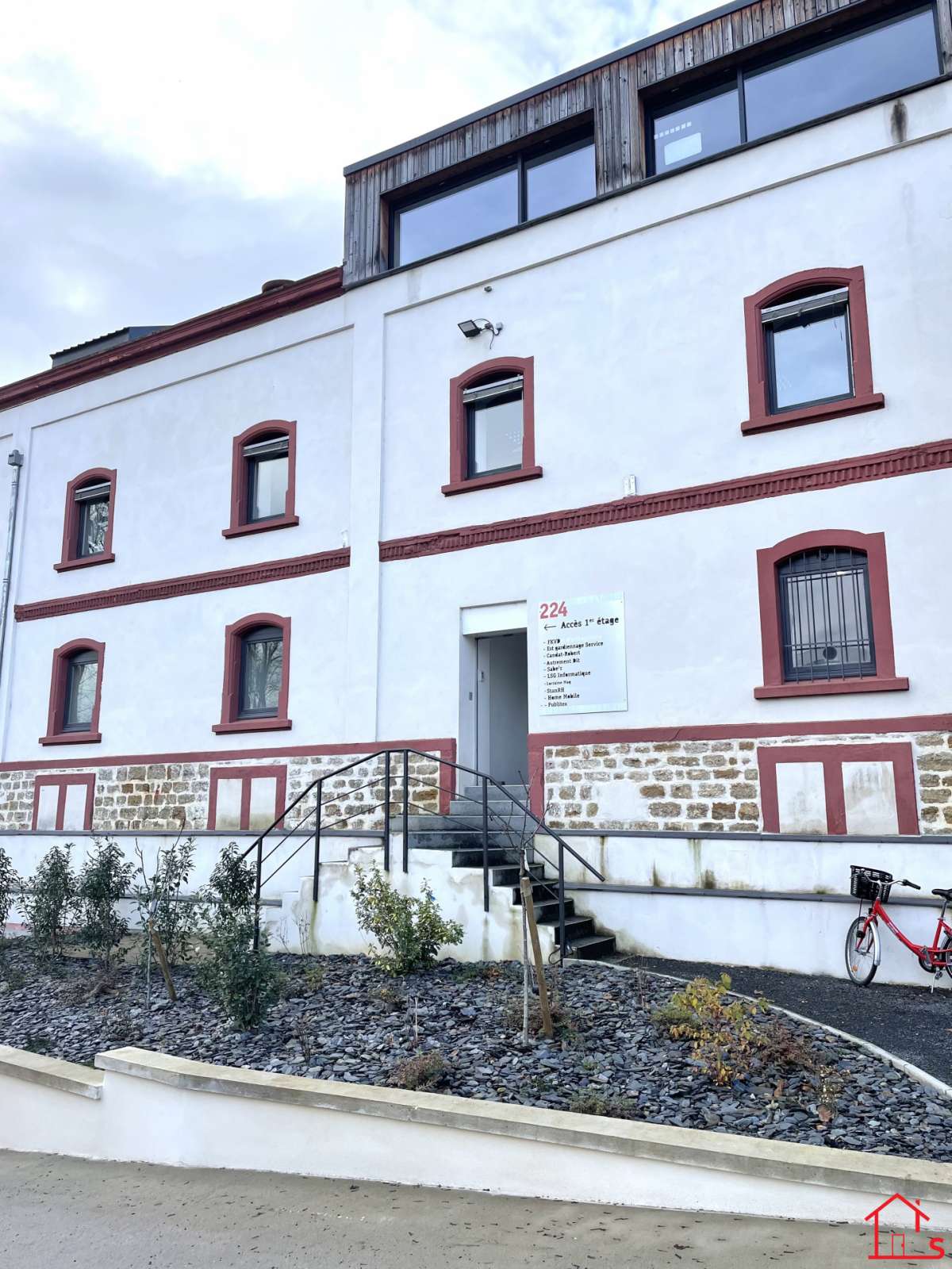 Local professionel ou bureau à MAXÉVILLE