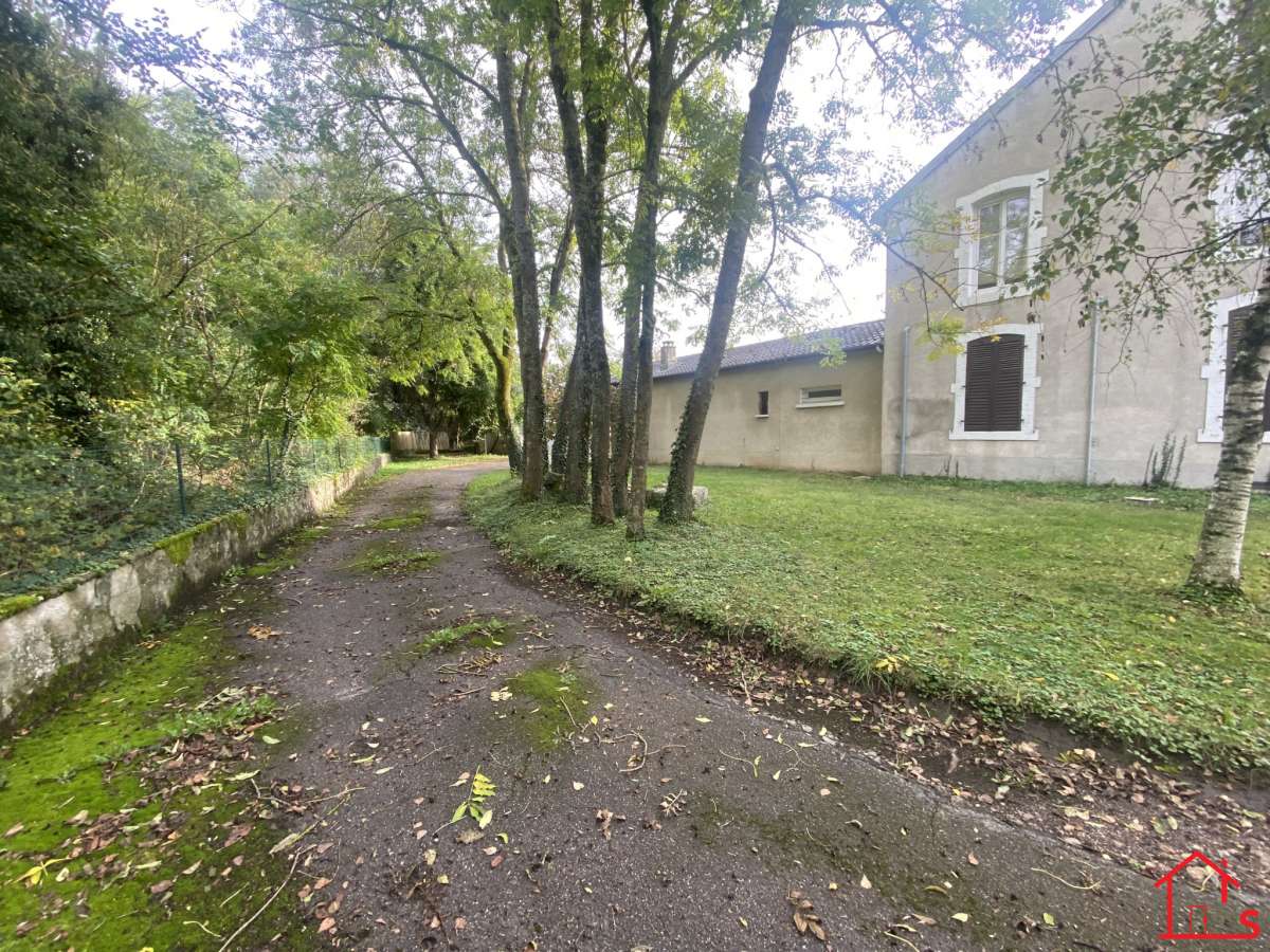 Maison T5 plain-pied à Dieulouard 125 m2 avec jardin et garages